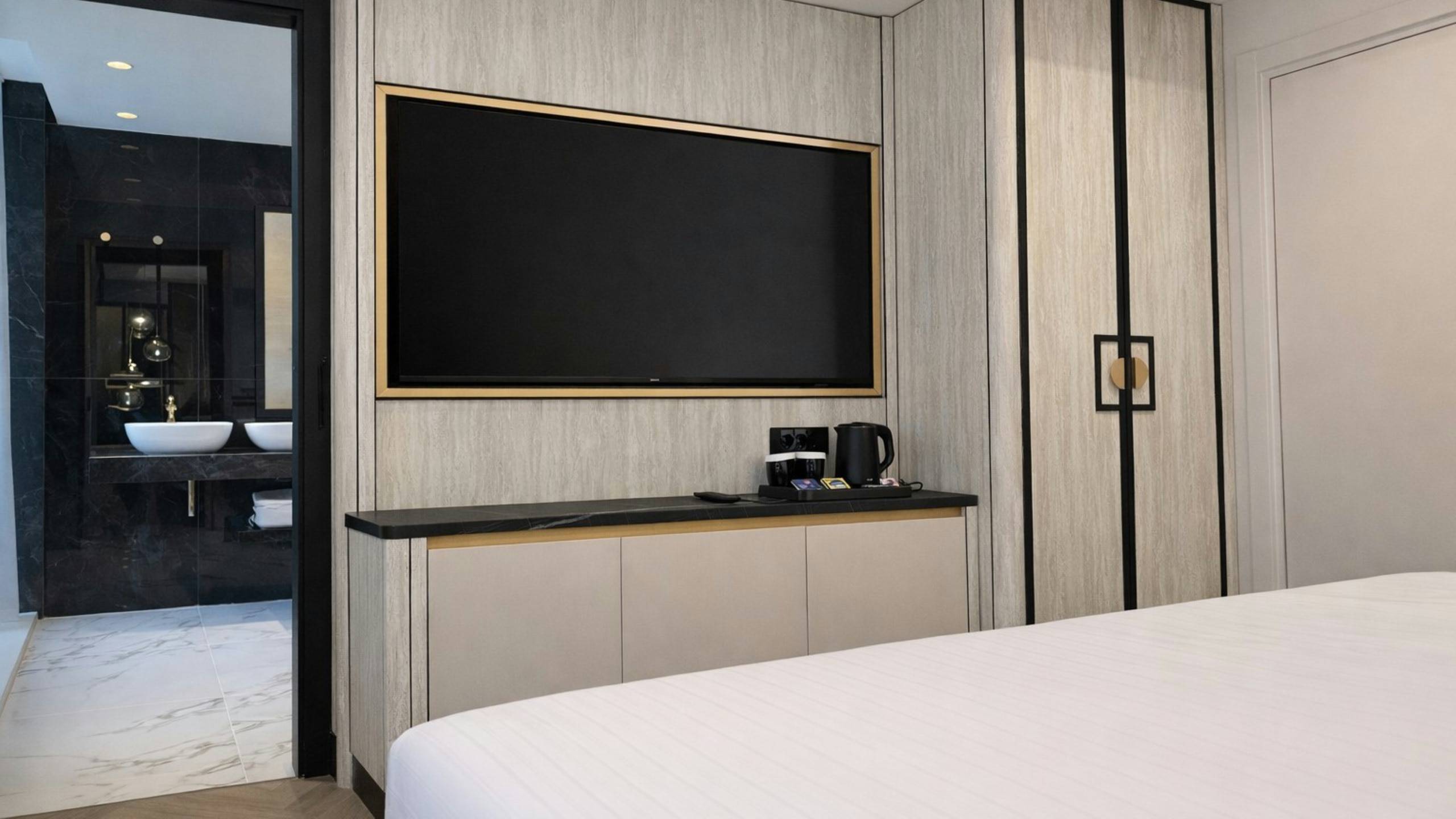 THE-UNIQUE-HOTEL-MILANO-BRERA-Camera-Deluxe-Camera-bagno
