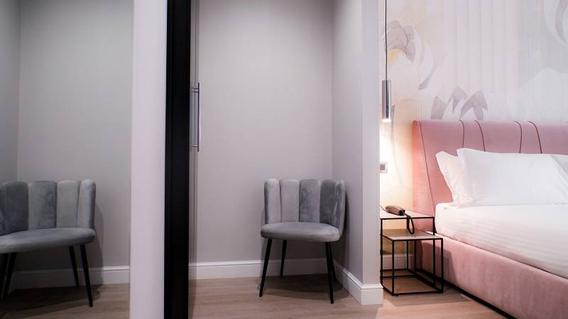 sedia--unique-hotel-brera-milano