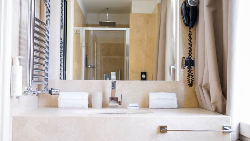 unique-hotel-brera-milano-bagno