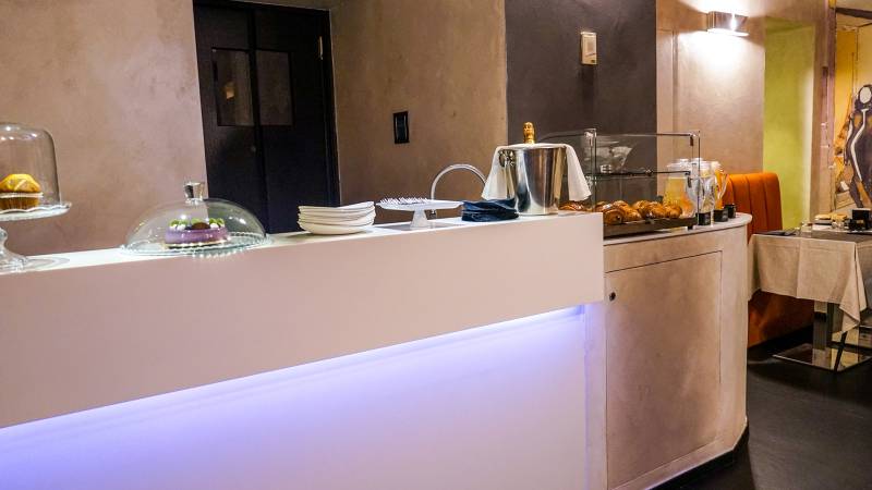 unique-hotel-brera-milano-buffet