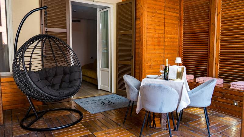 THE-UNIQUE-HOTEL-MILANO-BRERA-SUITE-JACUZZI-panorama